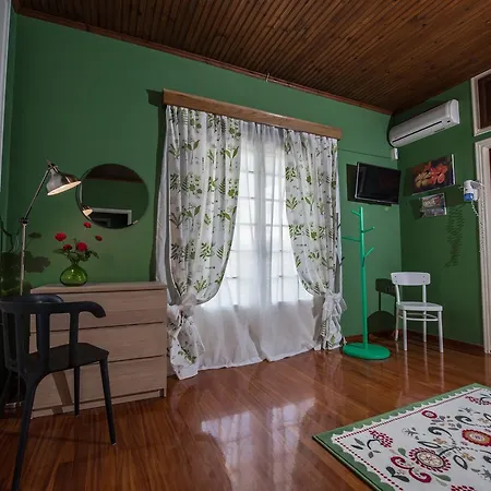 Lemon Garden Aparthotel 3*